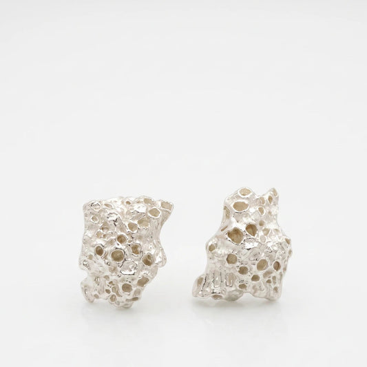 925 sterling silver earrings with the texture from a coraline. Design by Inês Almeida
