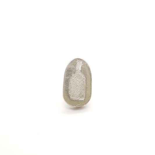 Sterling silver earring featuring a jug motif, front view, by Inês Almeida.